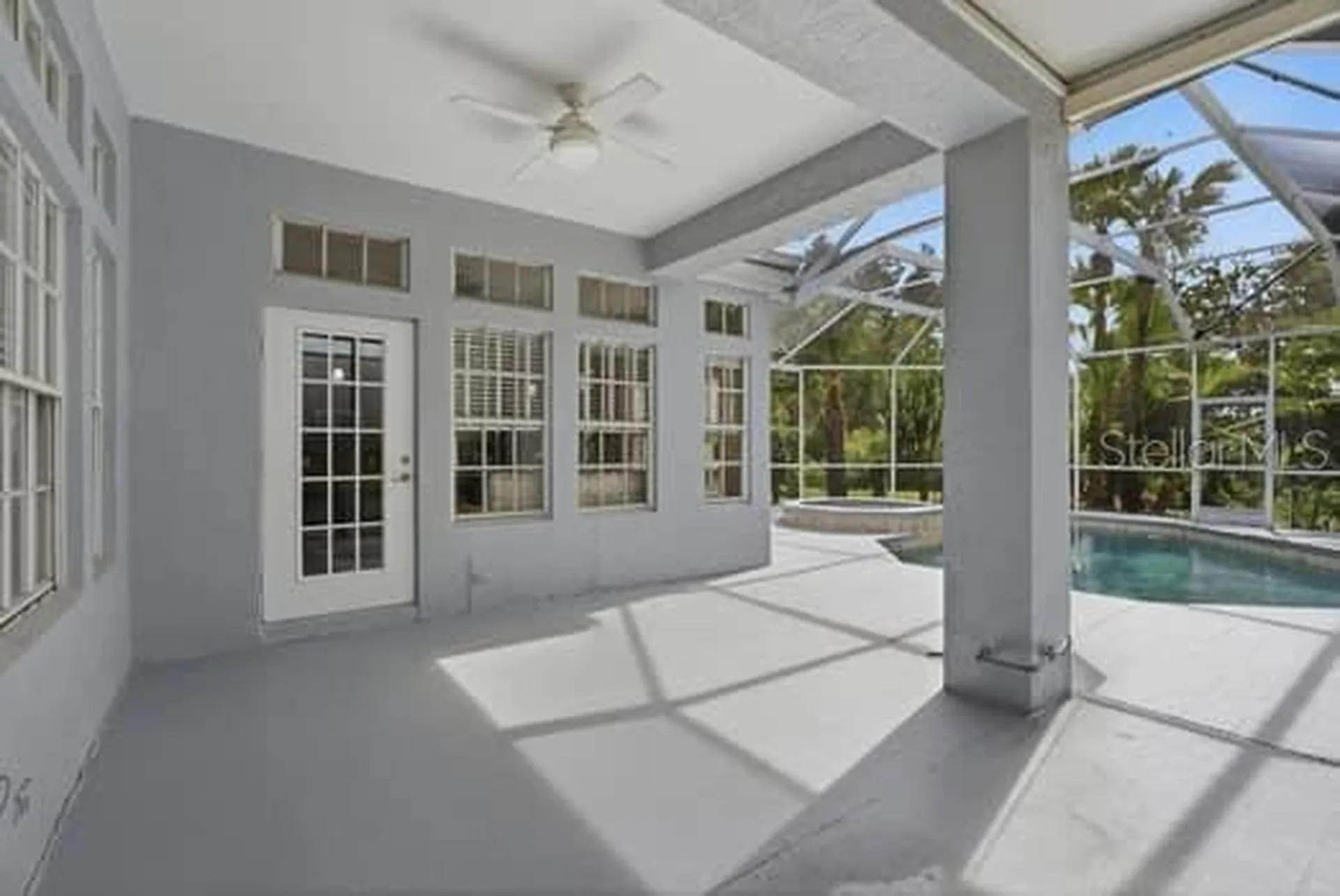 4415 Avenue Cannes Lutz FL 33558