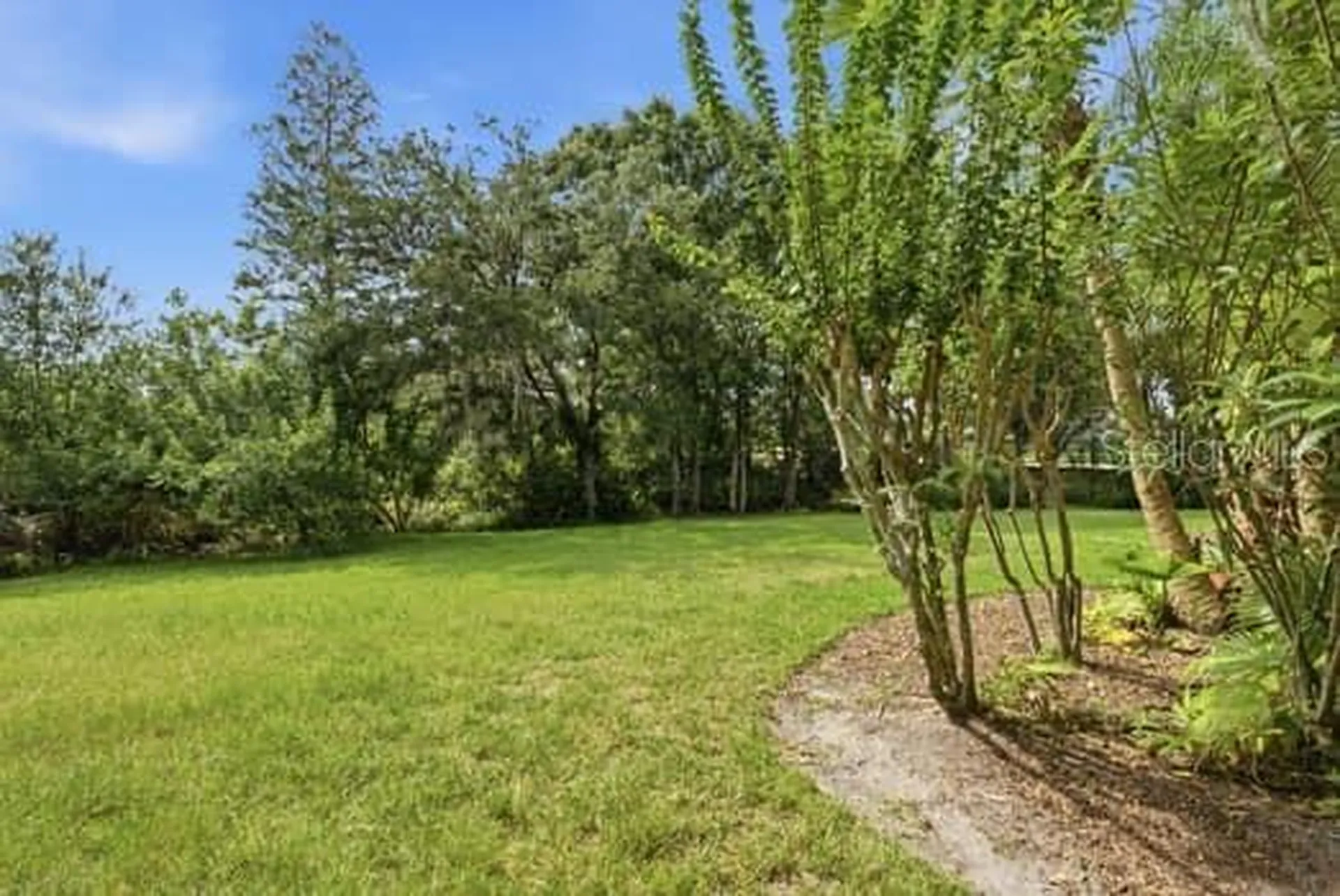 4415 Avenue Cannes Lutz FL 33558