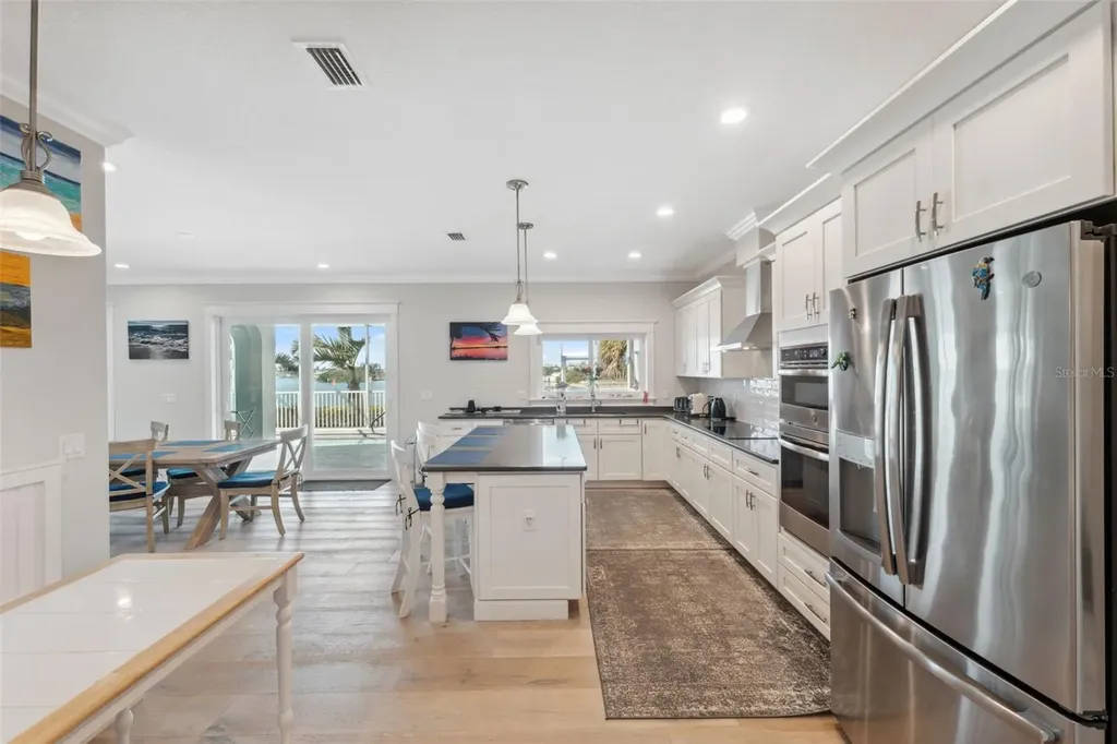 727 Key Royale Drive Holmes Beach FL 34217