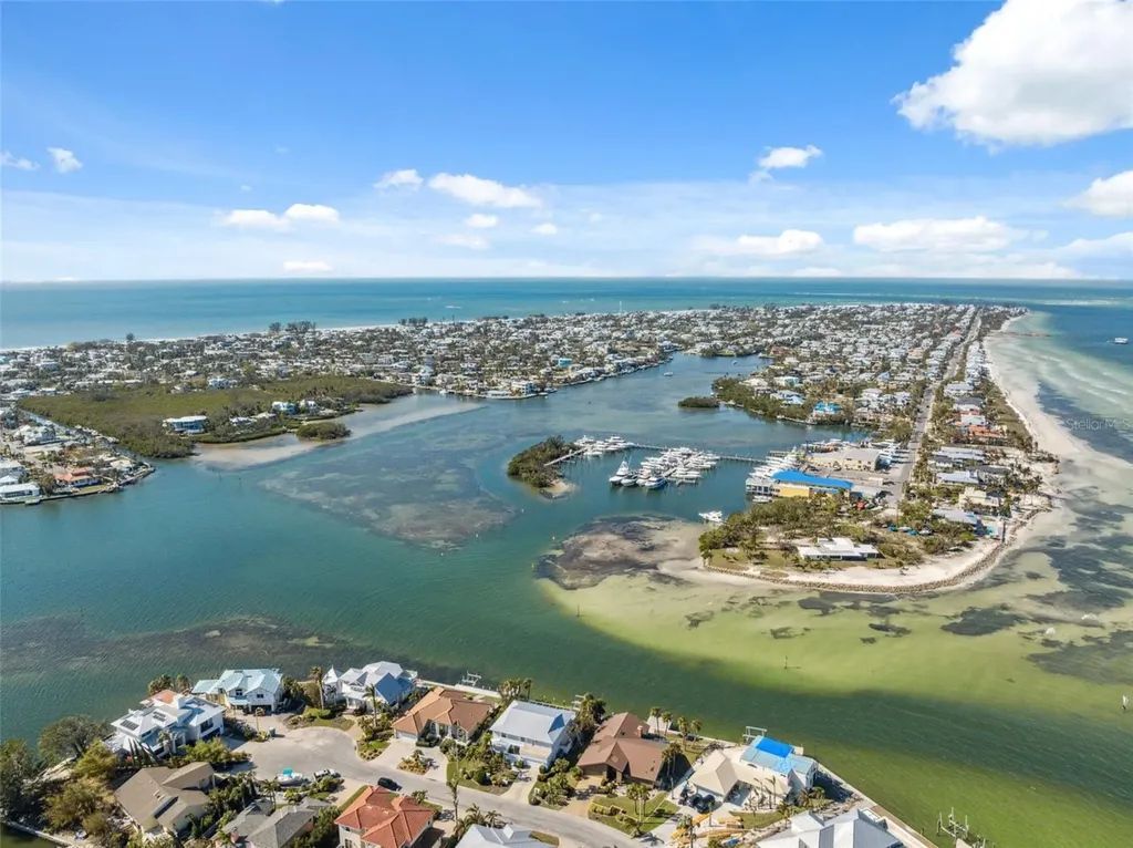 727 Key Royale Drive Holmes Beach FL 34217