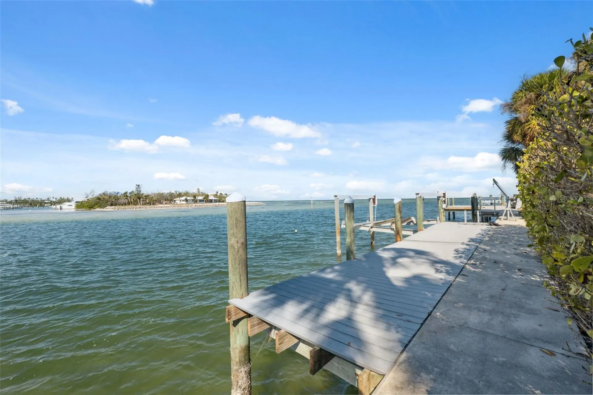727 Key Royale Drive Holmes Beach FL 34217