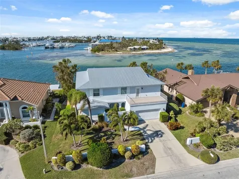 727 Key Royale Drive Holmes Beach FL 34217