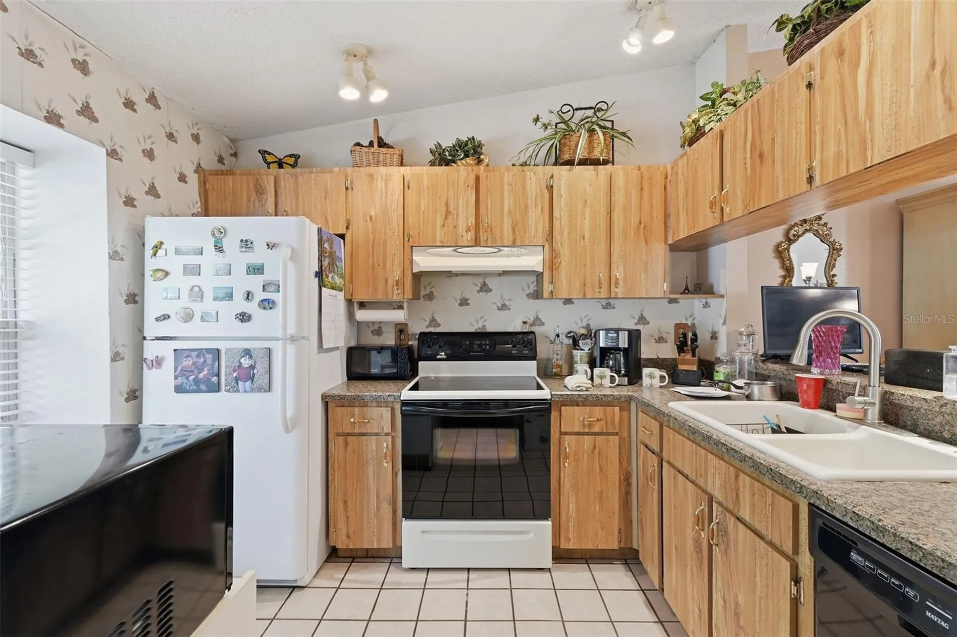 561 Laguna Vista Court Largo FL 33771
