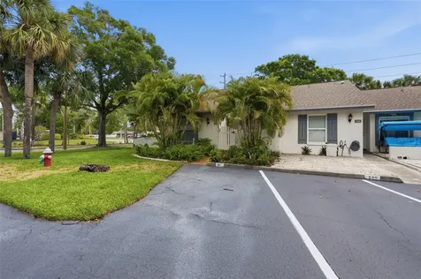 561 Laguna Vista Court Largo FL 33771