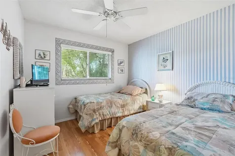 561 Laguna Vista Court Largo FL 33771