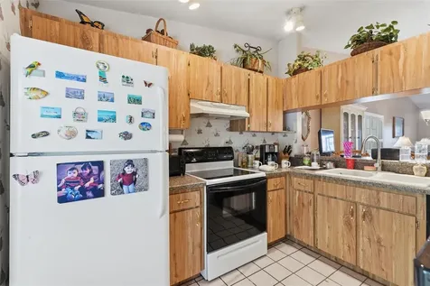 561 Laguna Vista Court Largo FL 33771