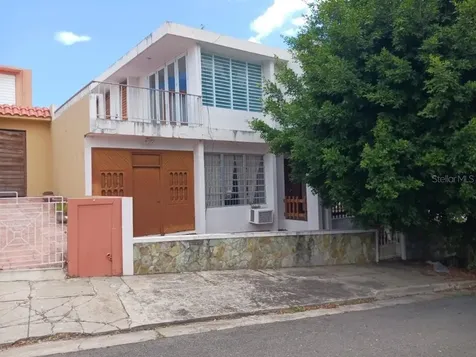 15B Calle 4 Arecibo PR 00612