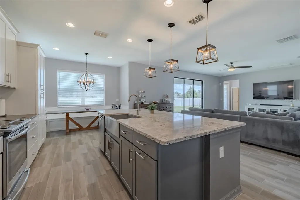 1686 Cherry Walk Road Lutz FL 33558