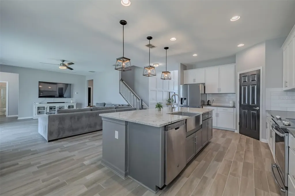 1686 Cherry Walk Road Lutz FL 33558