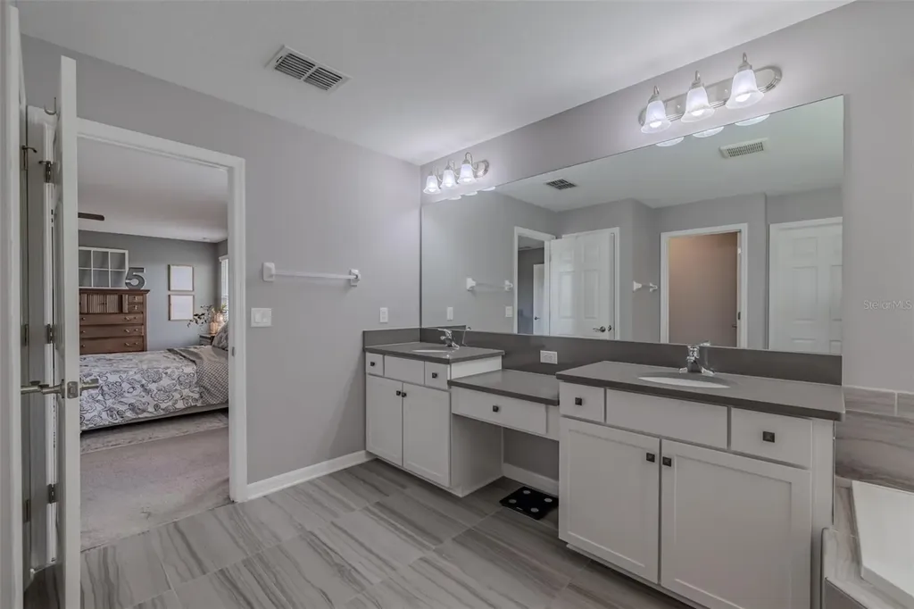 1686 Cherry Walk Road Lutz FL 33558