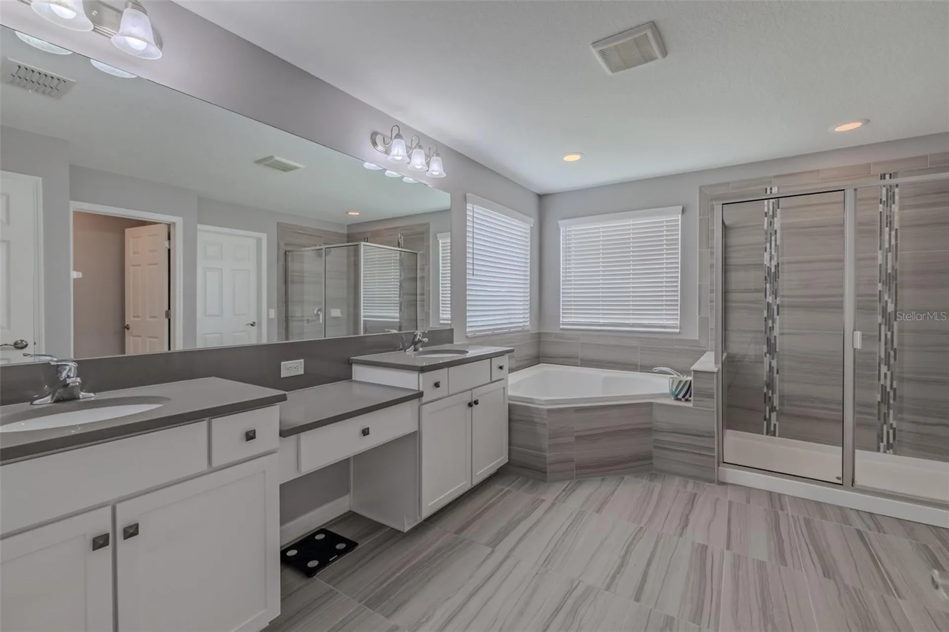 1686 Cherry Walk Road Lutz FL 33558