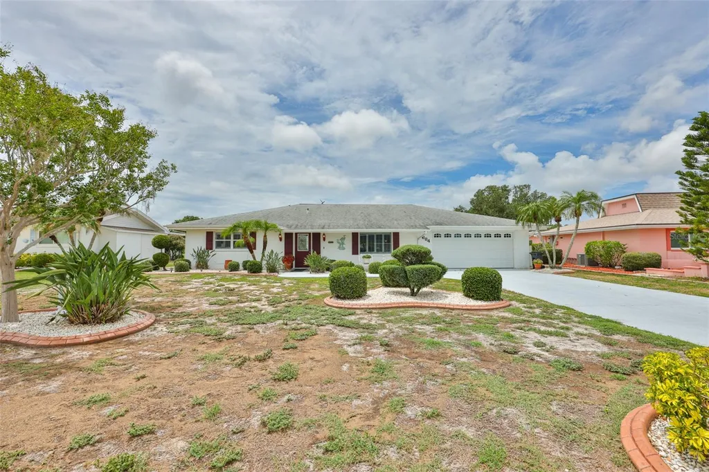 684 Allegheny Drive Sun City Center FL 33573