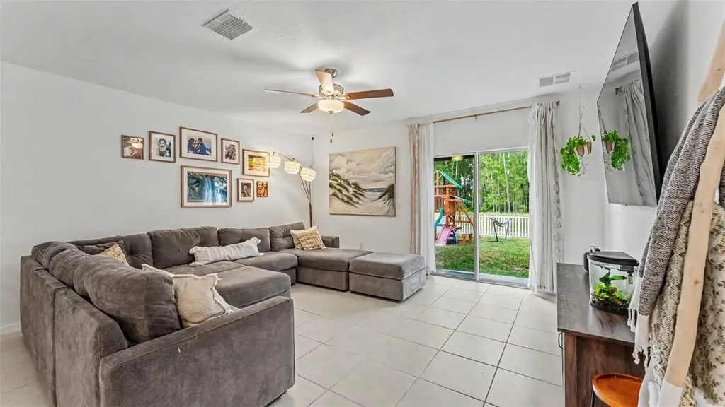 2063 Old Pasture Lane Lakeland FL 33801