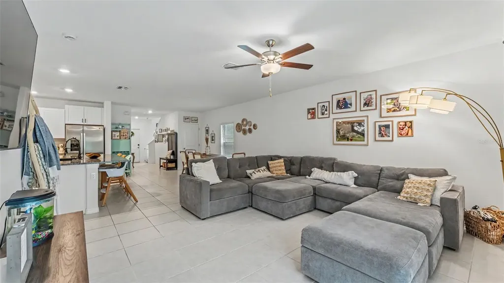 2063 Old Pasture Lane Lakeland FL 33801