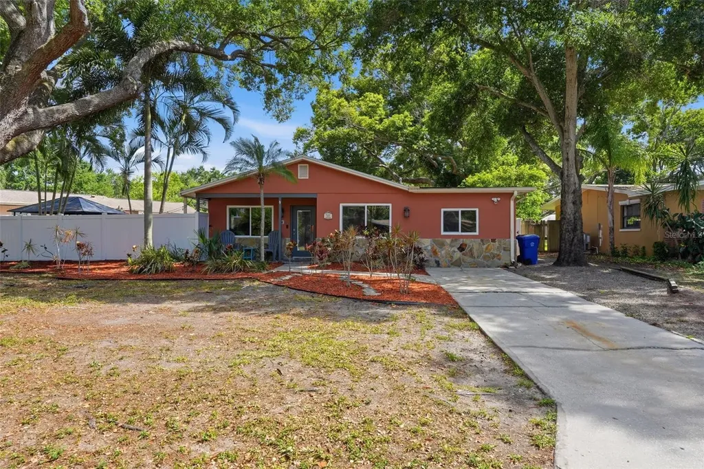 961 Lexington Drive Dunedin FL 34698