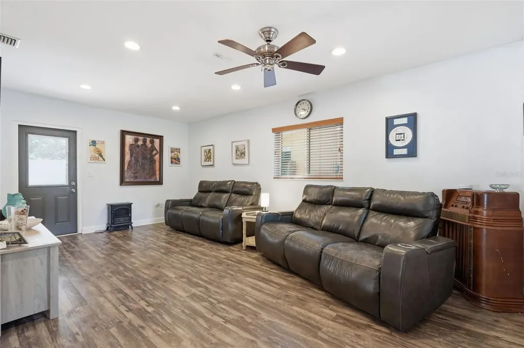 961 Lexington Drive Dunedin FL 34698