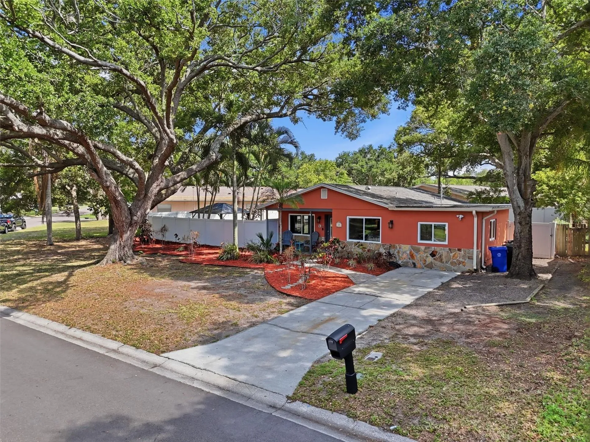 961 Lexington Drive Dunedin FL 34698