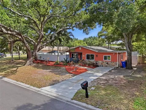 961 Lexington Drive Dunedin FL 34698