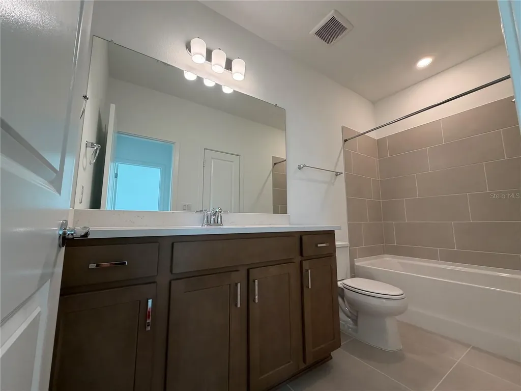 6888 Gilly Shadow Street Wesley Chapel FL 33545
