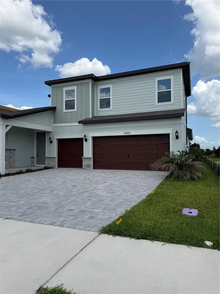 6888 Gilly Shadow Street Wesley Chapel FL 33545