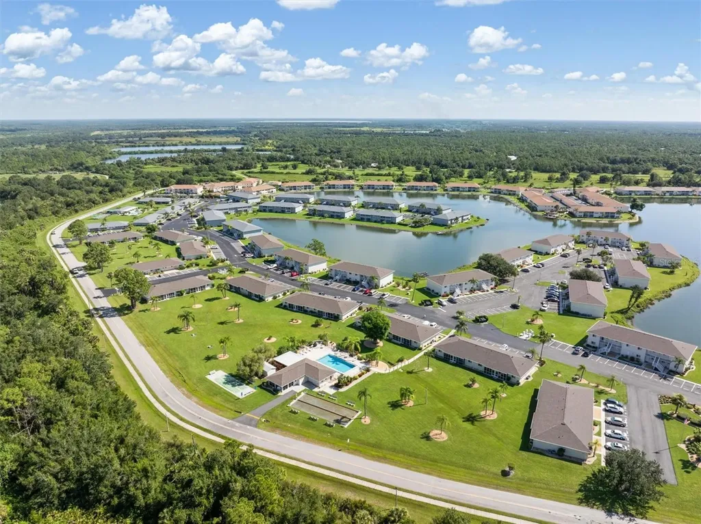 12538 SW Kingsway Circle Lake Suzy FL 34269