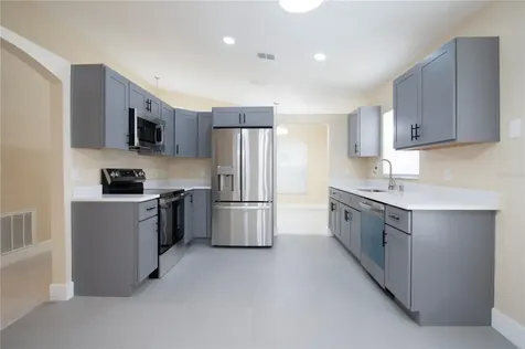 17109 Woodcrest Way Clermont FL 34714