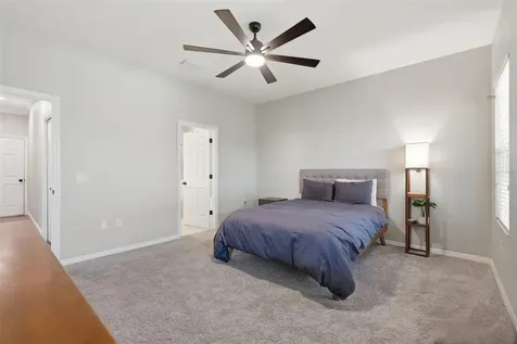 8836 Cameron Crest Drive Tampa FL 33626