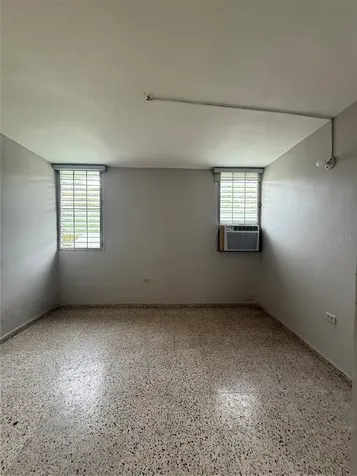E-20 Calle 4 Santa Rosa Caguas PR 00725