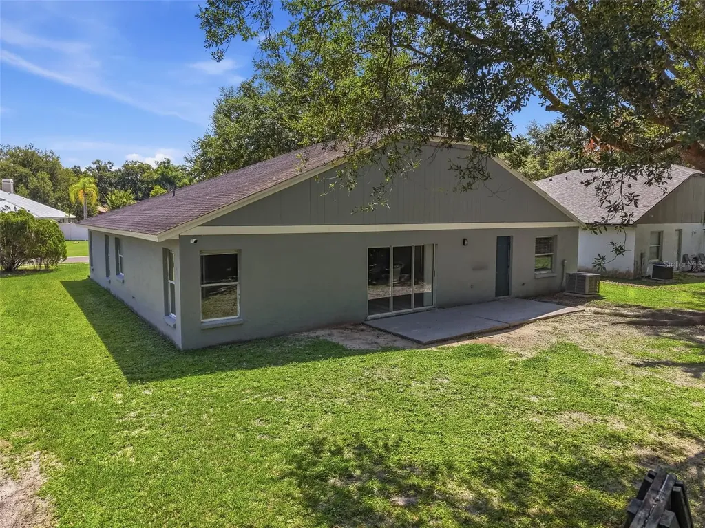 1328 Gangplank Drive Valrico FL 33594