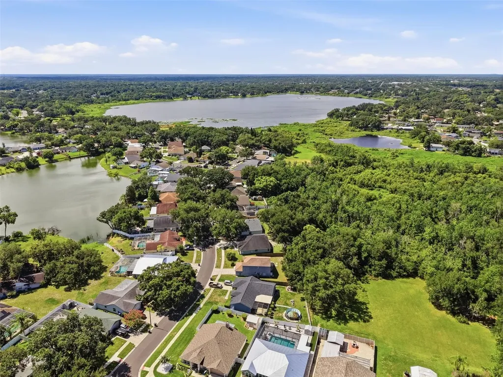 1328 Gangplank Drive Valrico FL 33594