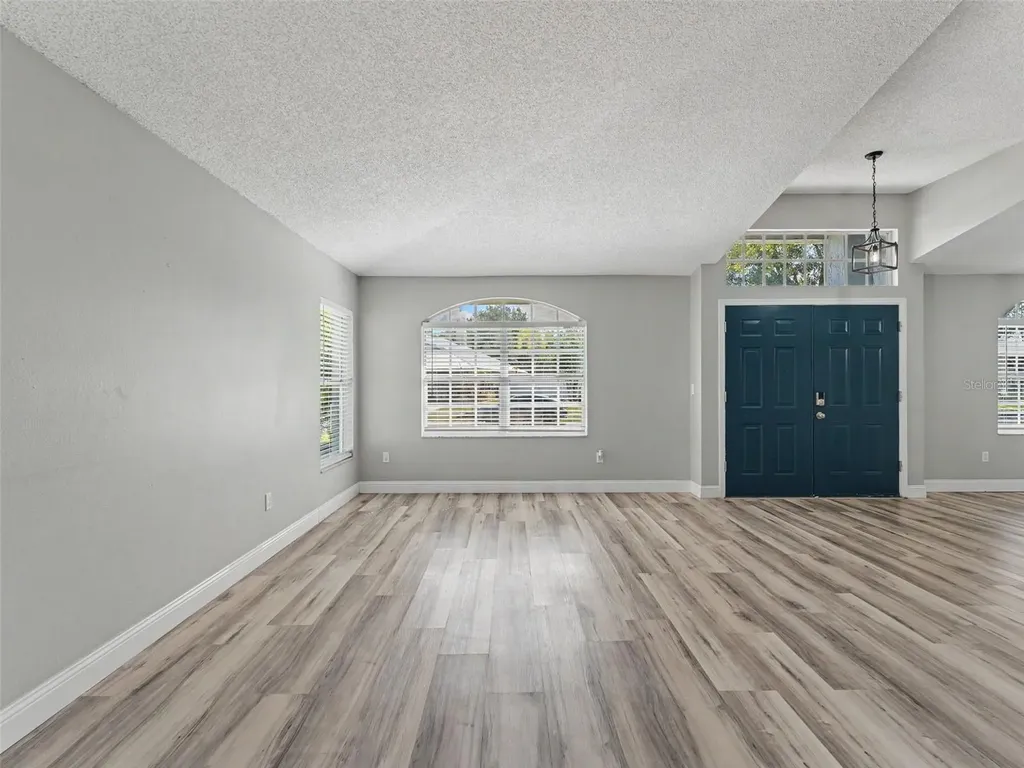 1328 Gangplank Drive Valrico FL 33594