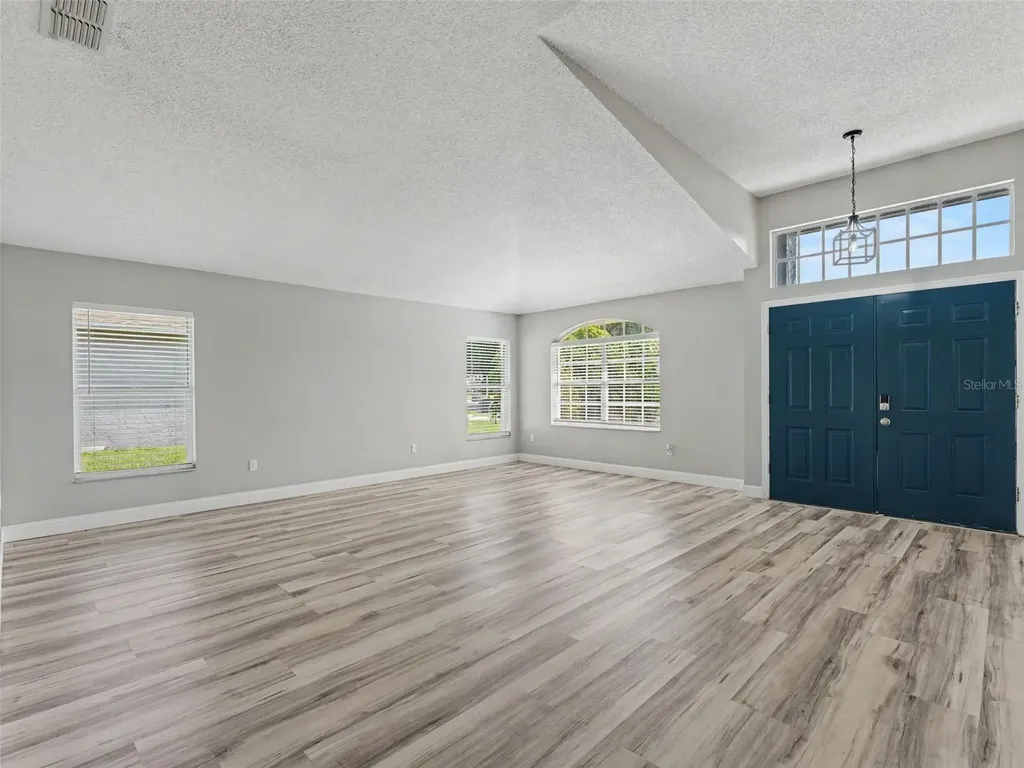 1328 Gangplank Drive Valrico FL 33594