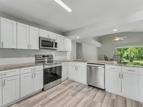 1328 Gangplank Drive Valrico FL 33594