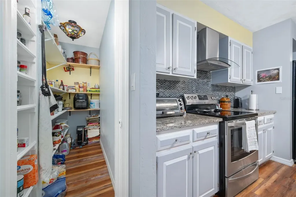 16422 NE 10th Street Gainesville FL 32609