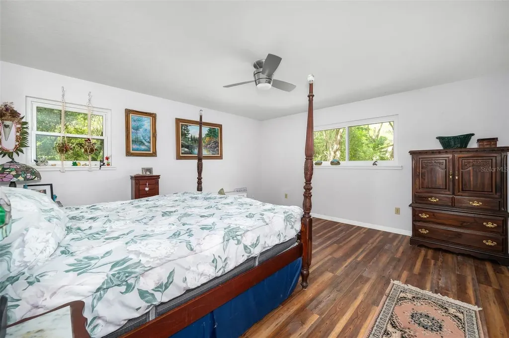 16422 NE 10th Street Gainesville FL 32609