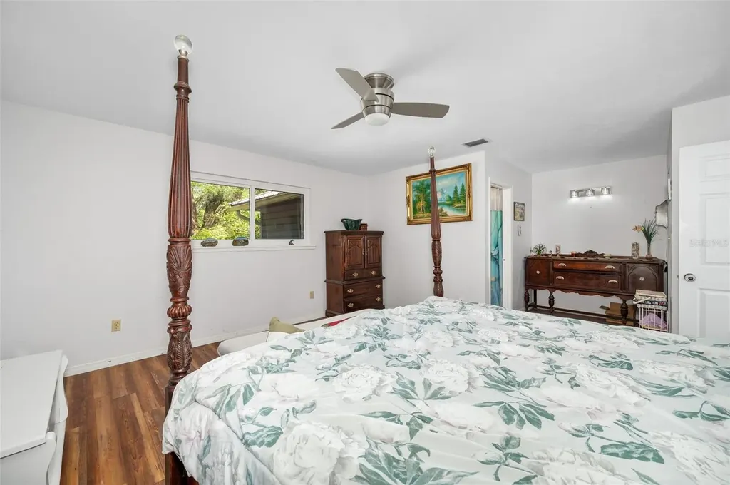 16422 NE 10th Street Gainesville FL 32609