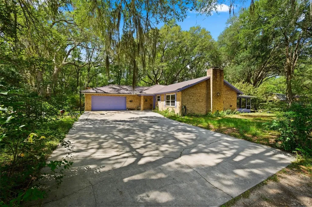 16422 NE 10th Street Gainesville FL 32609