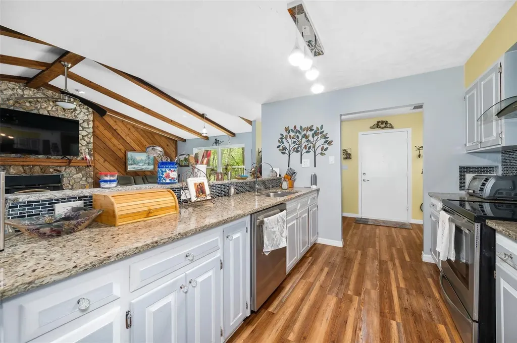 16422 NE 10th Street Gainesville FL 32609