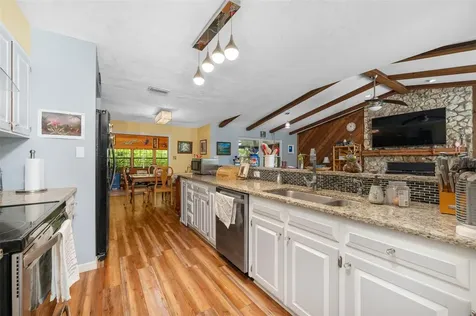 16422 NE 10th Street Gainesville FL 32609