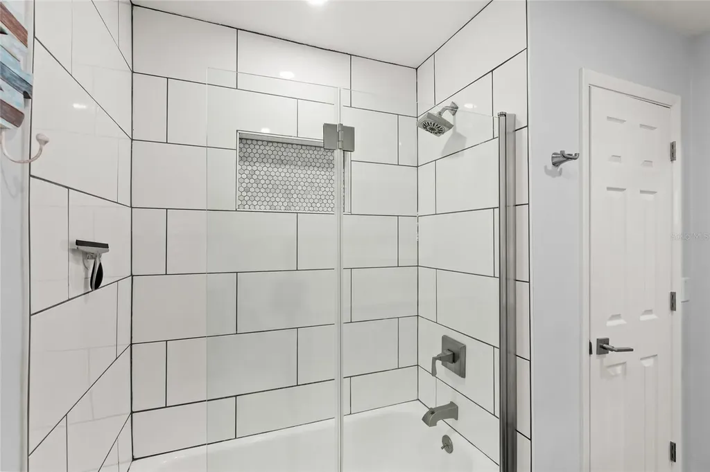 3405 S Lockwood Ridge Road Sarasota FL 34239