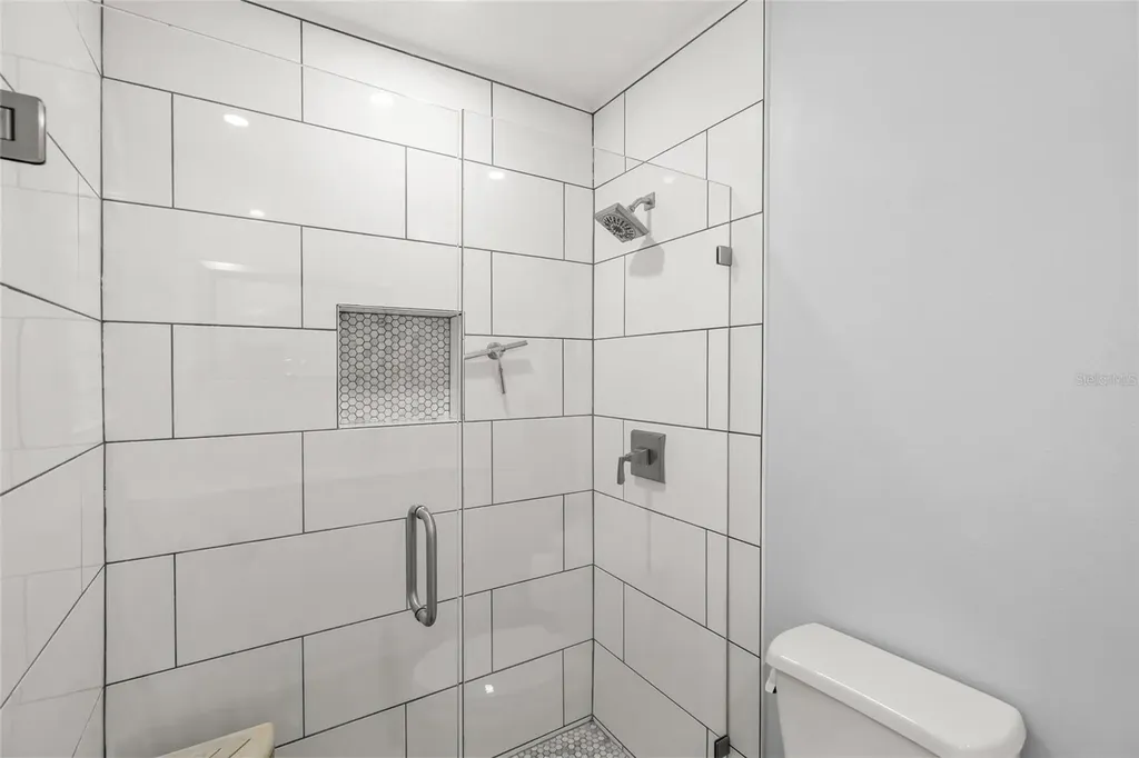 3405 S Lockwood Ridge Road Sarasota FL 34239