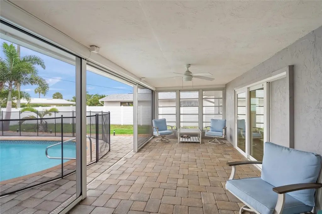 3405 S Lockwood Ridge Road Sarasota FL 34239