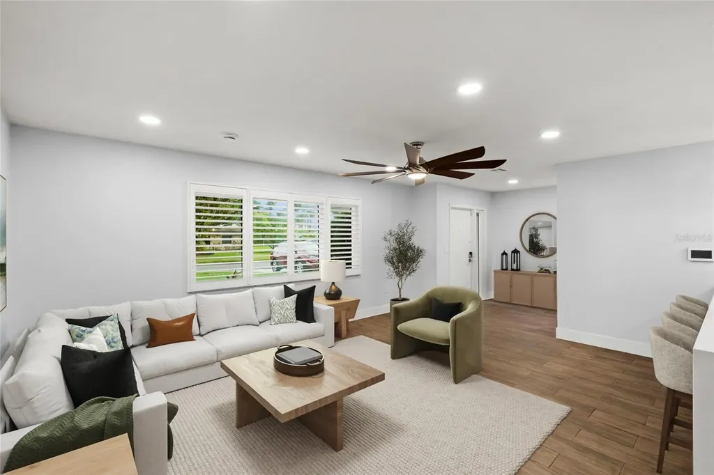 3405 S Lockwood Ridge Road Sarasota FL 34239