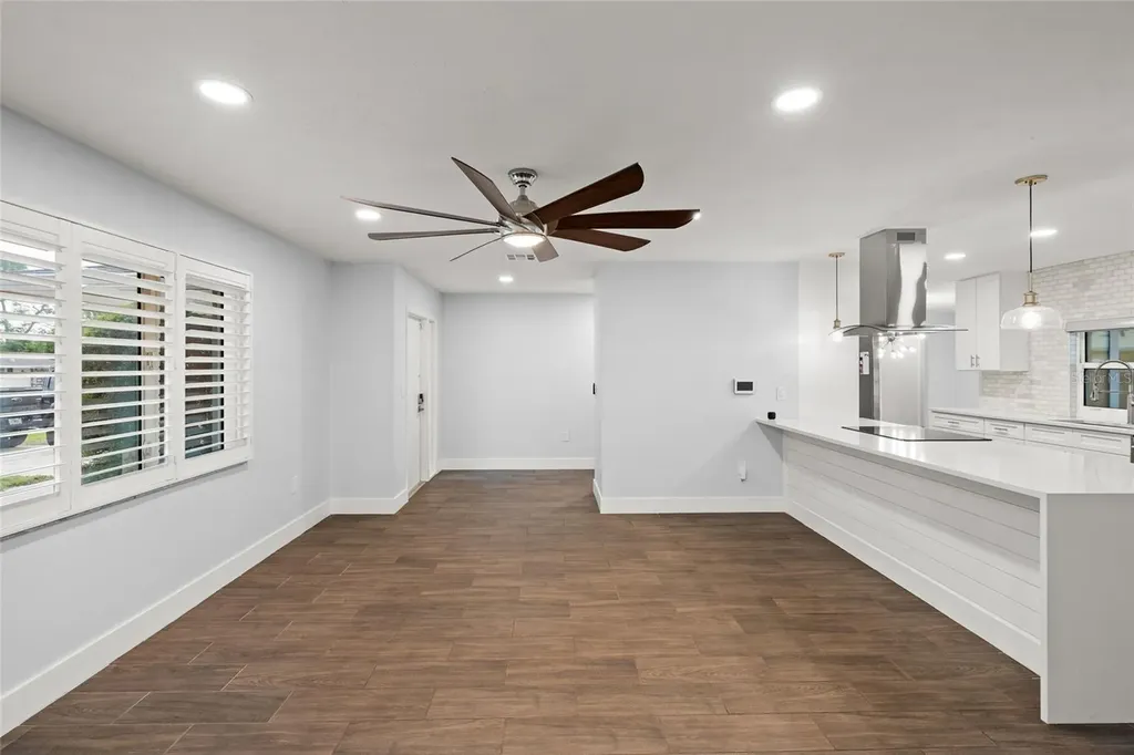 3405 S Lockwood Ridge Road Sarasota FL 34239