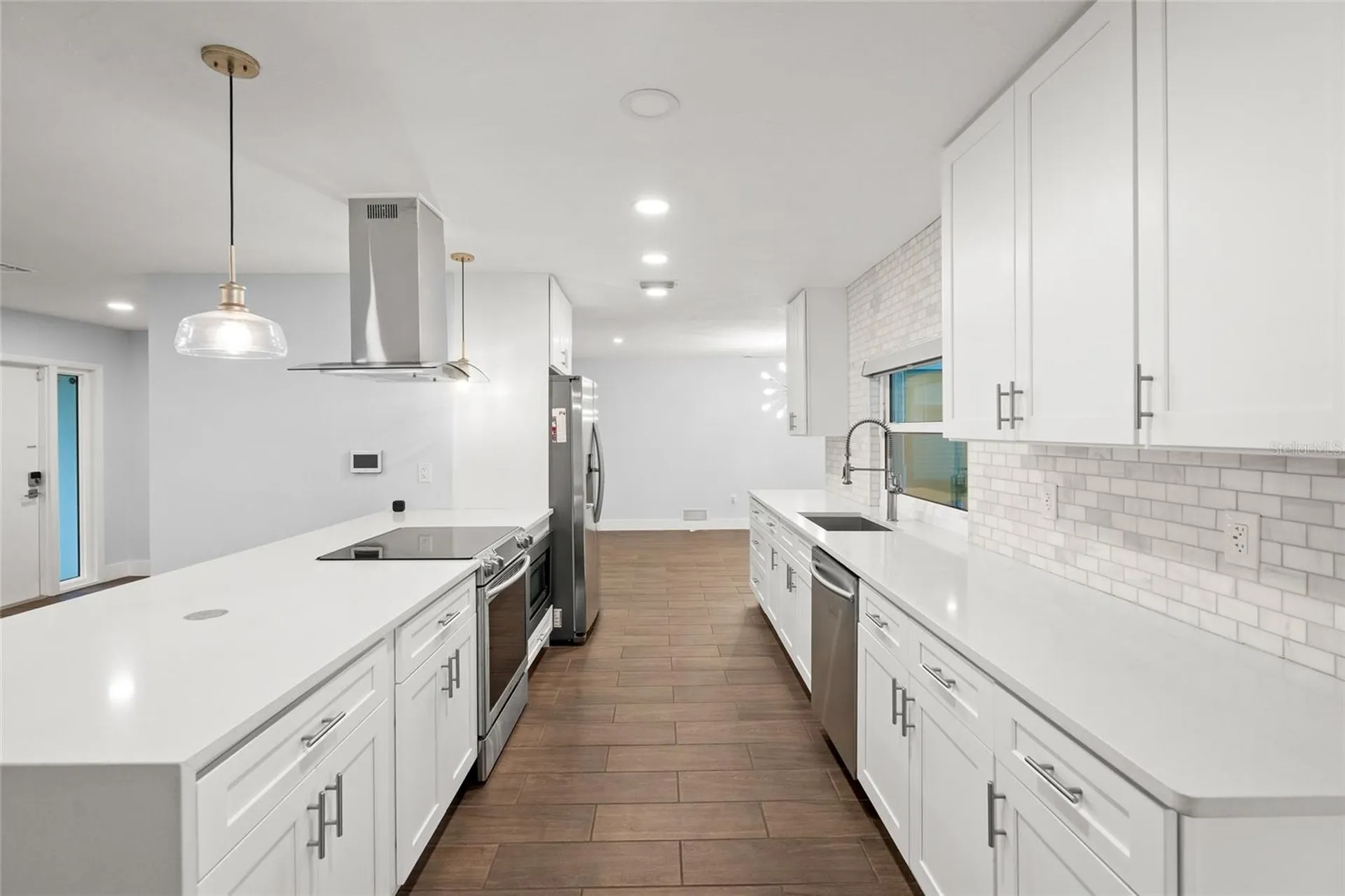 3405 S Lockwood Ridge Road Sarasota FL 34239