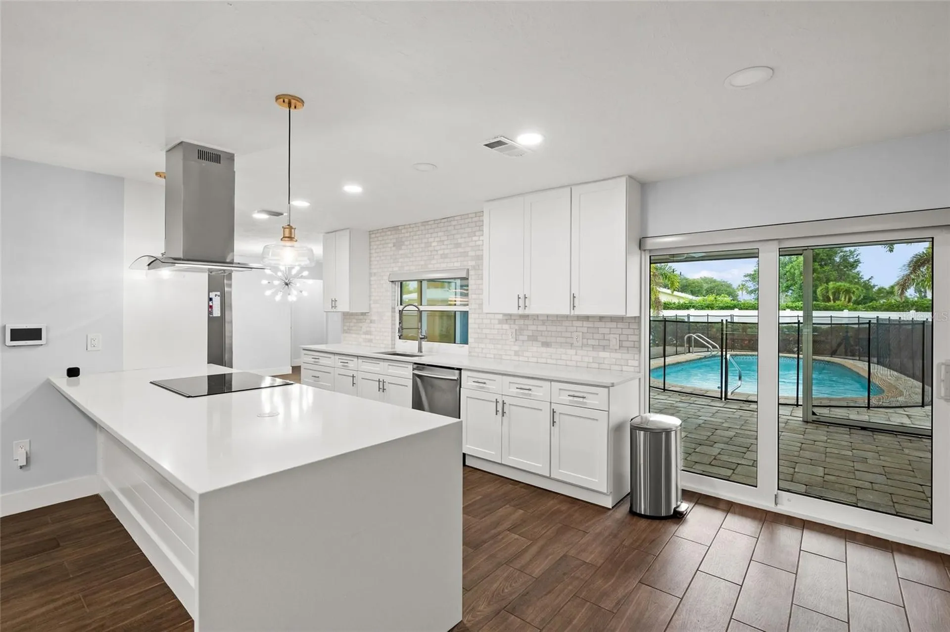3405 S Lockwood Ridge Road Sarasota FL 34239