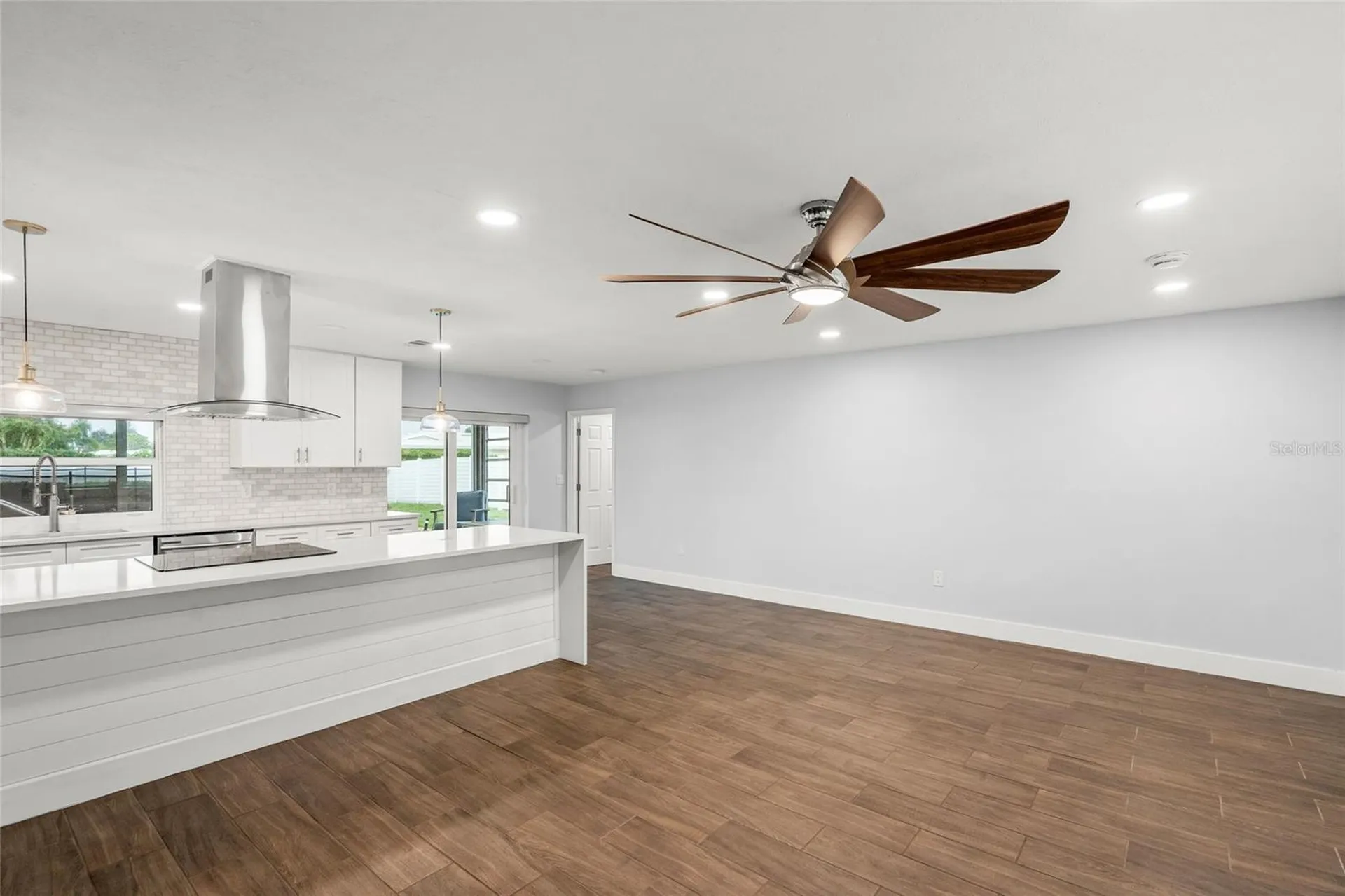 3405 S Lockwood Ridge Road Sarasota FL 34239