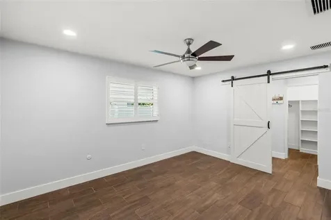 3405 S Lockwood Ridge Road Sarasota FL 34239