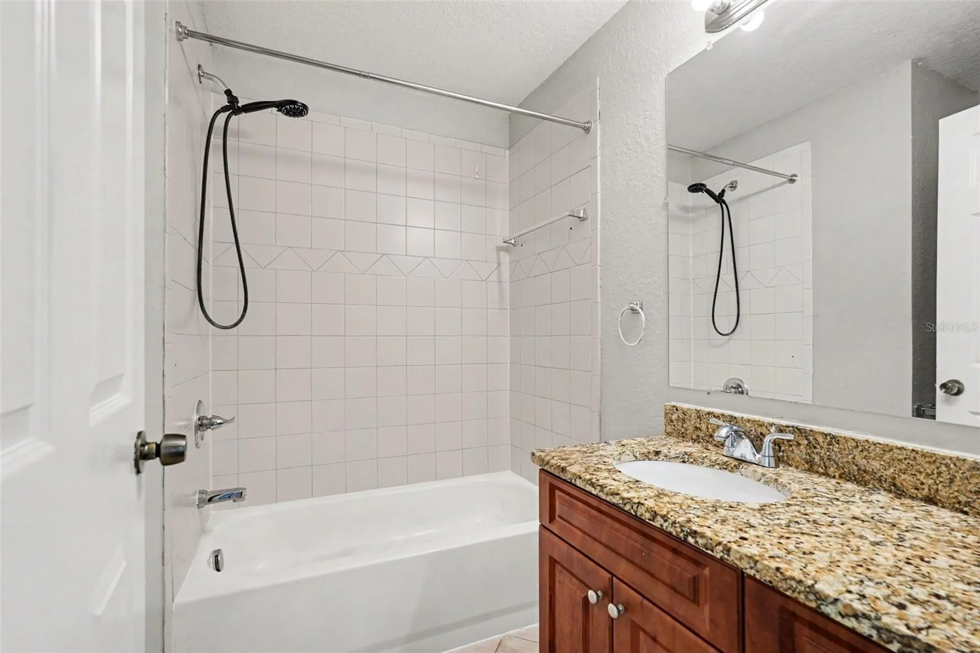 1915 E Mcberry Street Tampa FL 33610