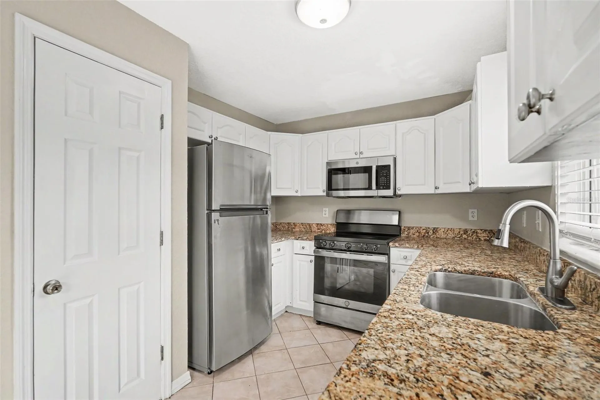 1915 E Mcberry Street Tampa FL 33610